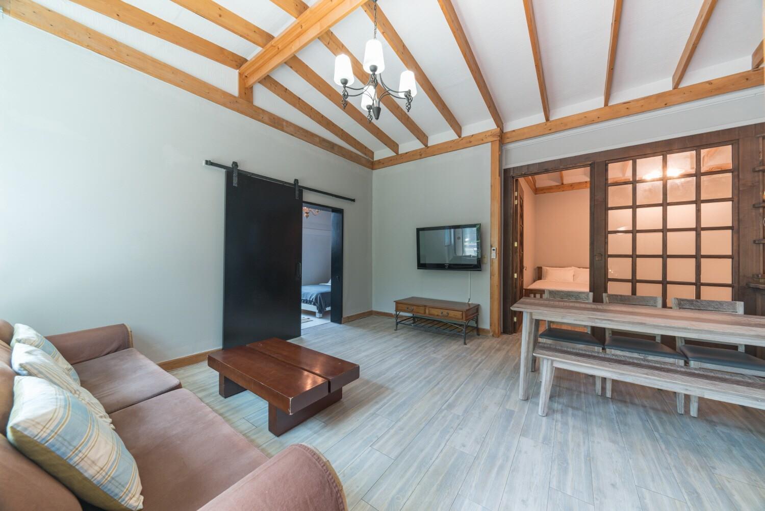 Yangyang Little Forest Pension Екстер'єр фото